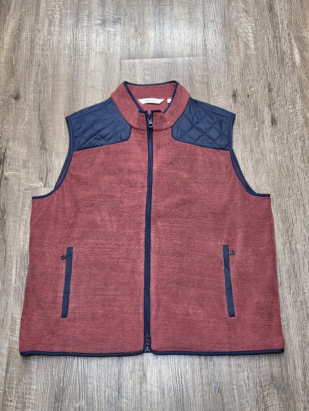 Peter Millar Mountainside Micro-Shearling Fleece Vest XL Red/Blue.